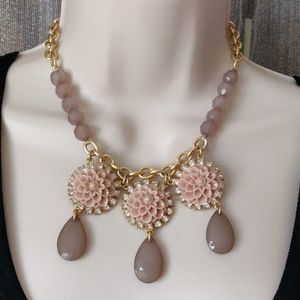 Lia Sophia (1986-2015) floral necklace (#212)